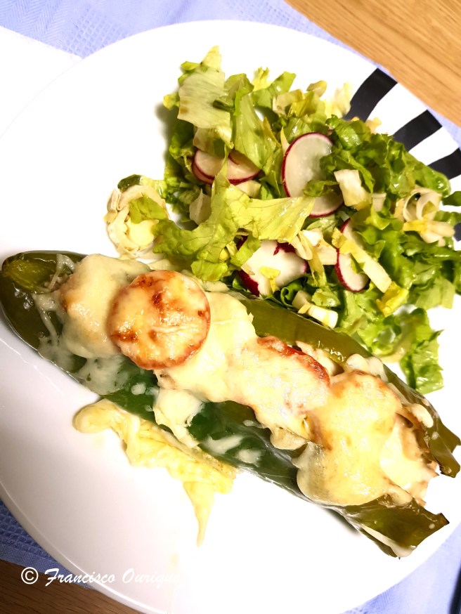 pimentos recheados com salada